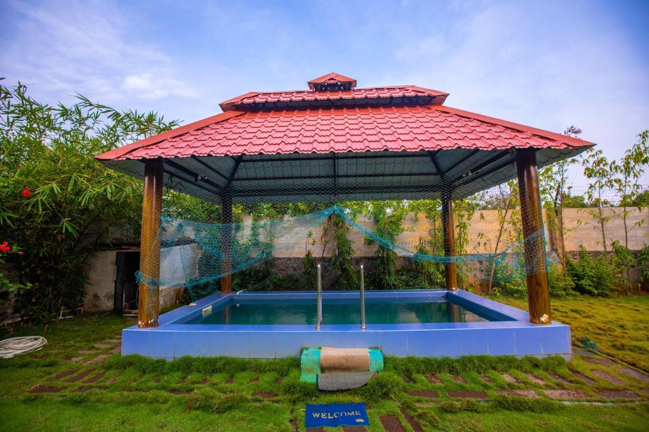 Waves Beach House Puducherry Exterior foto