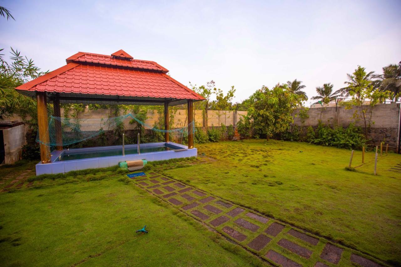 Waves Beach House Puducherry Exterior foto
