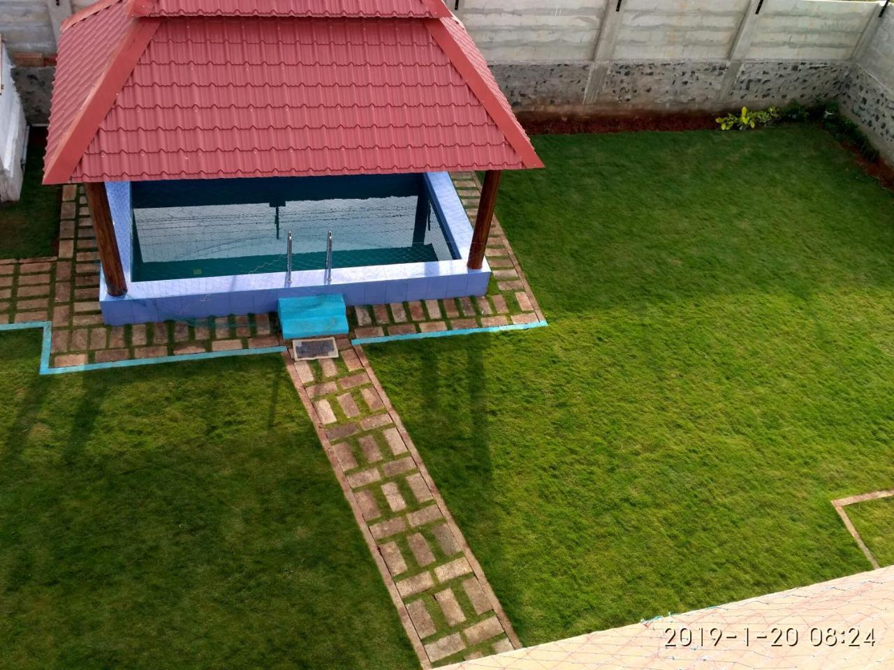 Waves Beach House Puducherry Exterior foto
